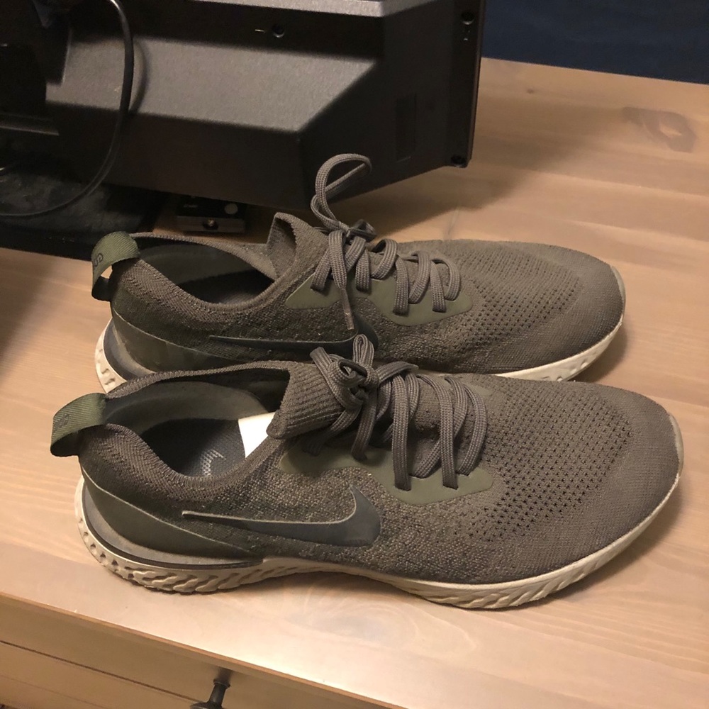 Nike Epic React Flyknit